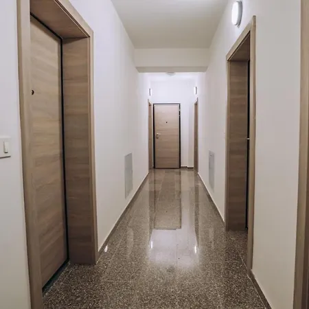 Leon Luxury * Ohrid